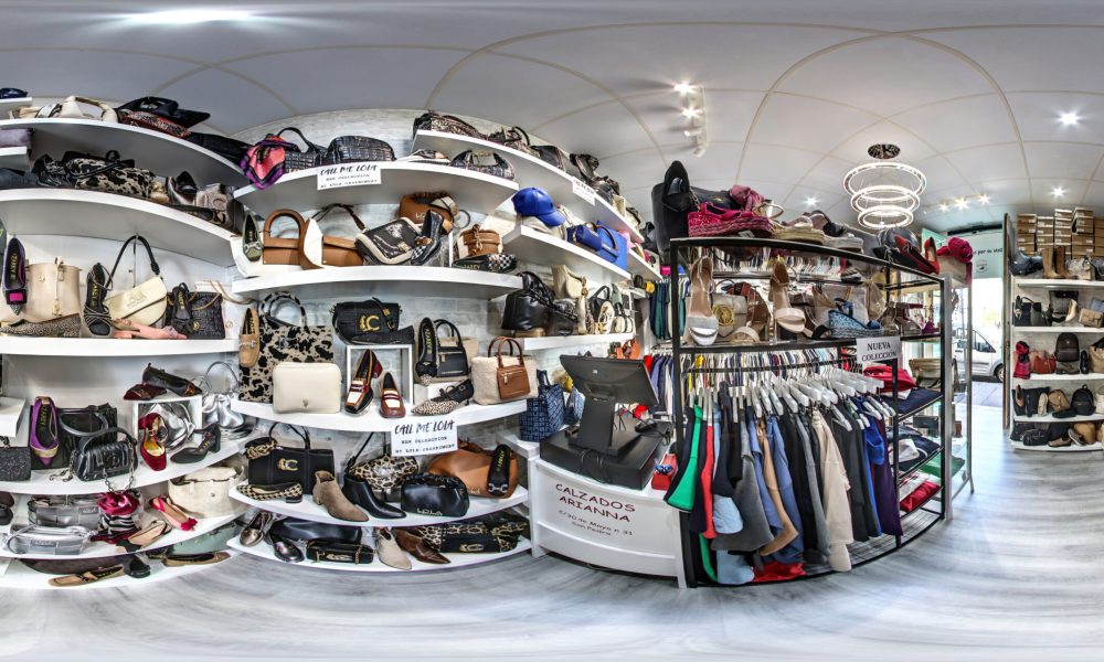 CALZADOS ARIANNA se une al Programa de Digitalización Comercial con Google Street View 2024