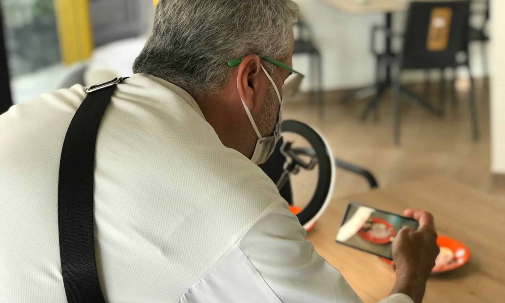 PRIMERA VISITA DE LOS ASESORES DE LA IX RUTA DE TAPAS EN BREÑA ALTA